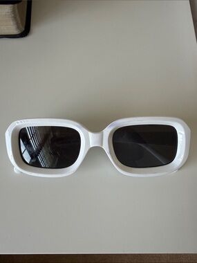 White Rectangle Frame Sunglasses - Classic Women’s Shades